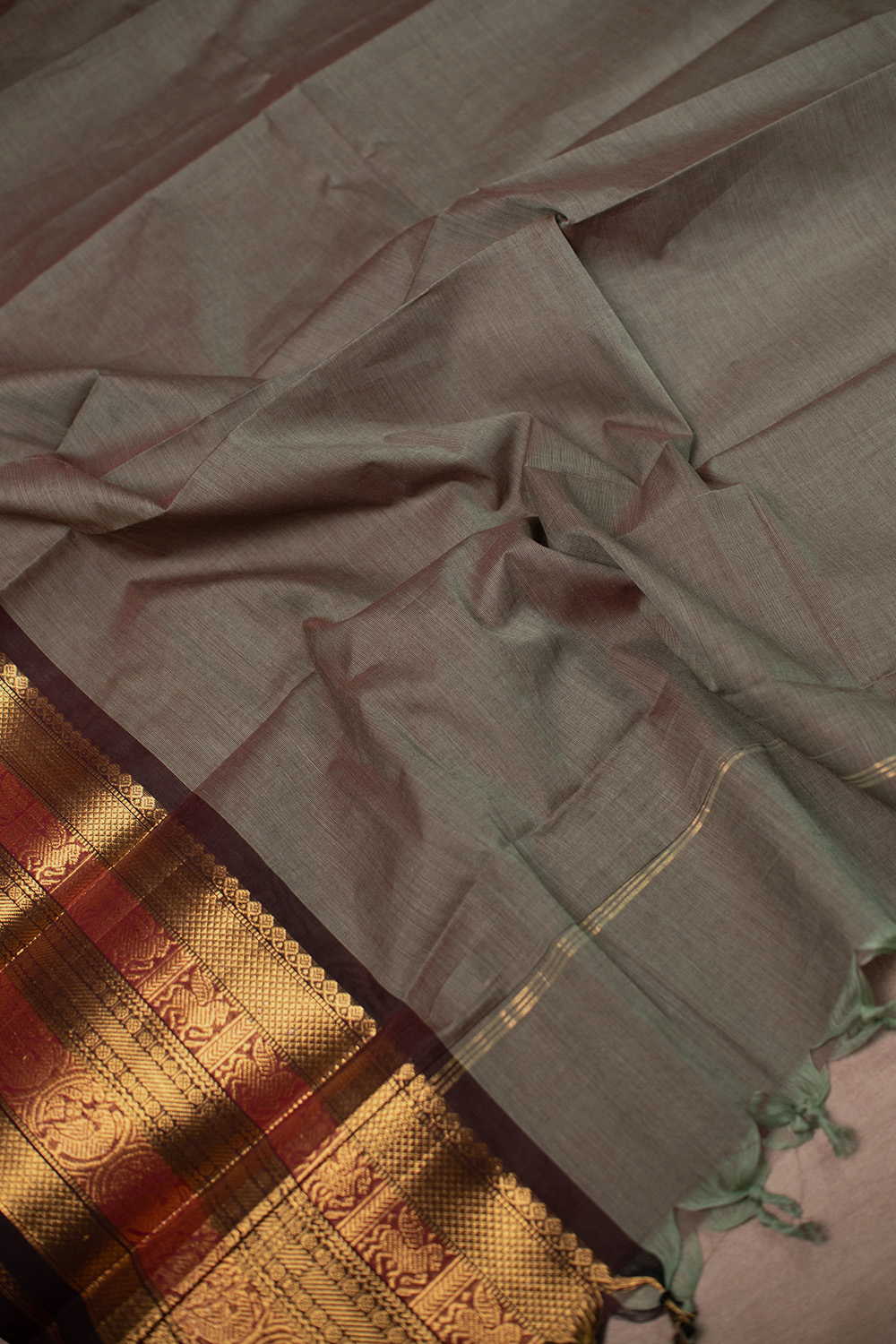 Twin Shaded Green Kanchipuram Cotton Dupatta - Image 4