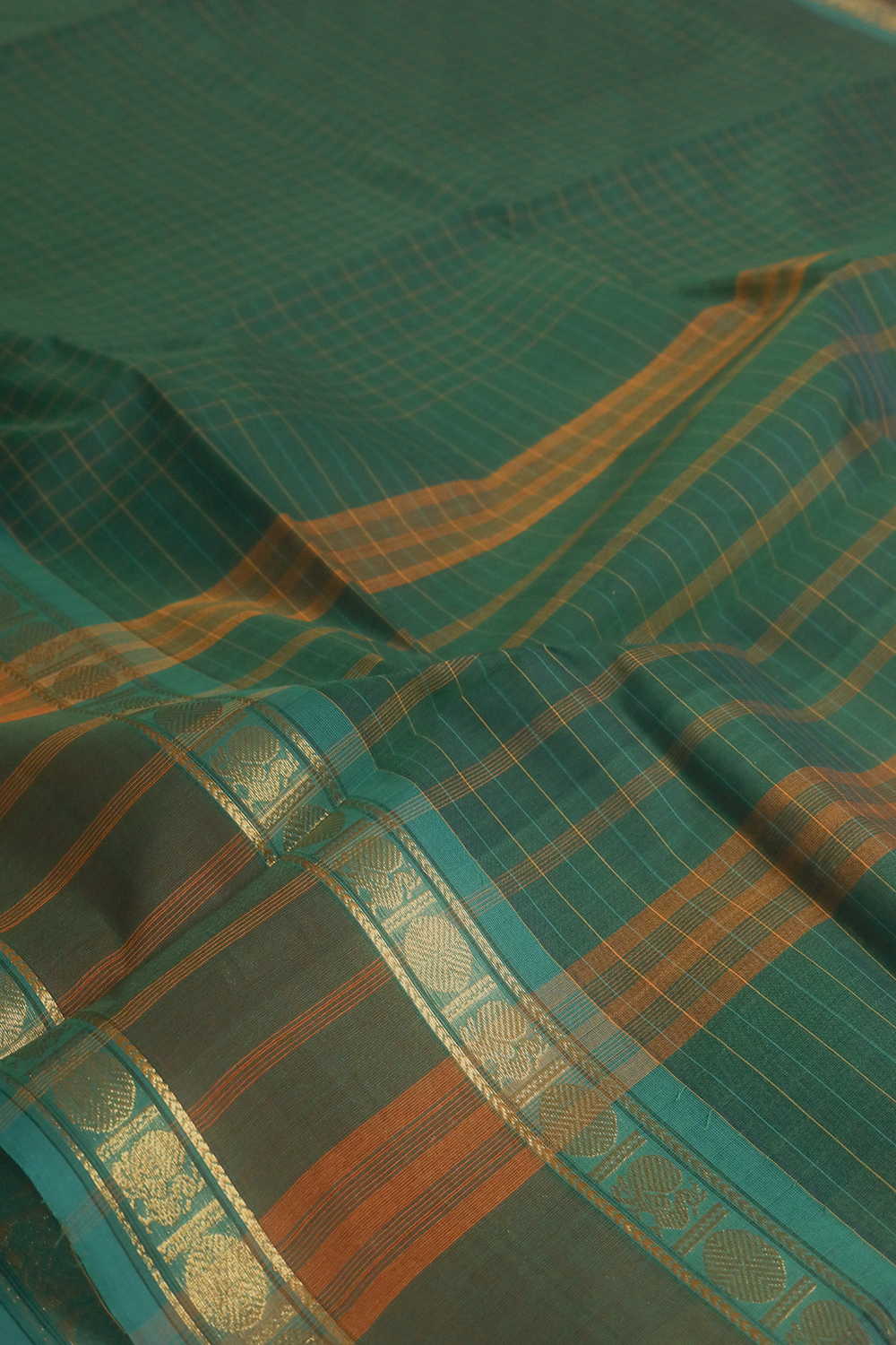 Checks on Green Kanchipuram Cotton saree - Image 3