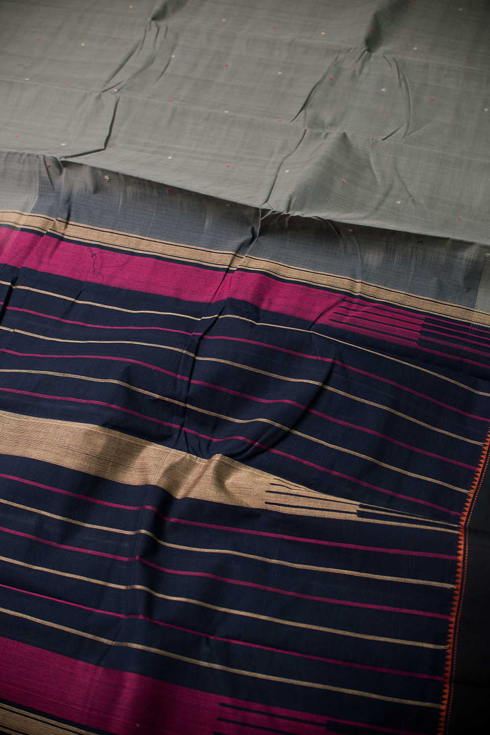 Grey Shaded Kanchipuram Cotton saree - Image 3
