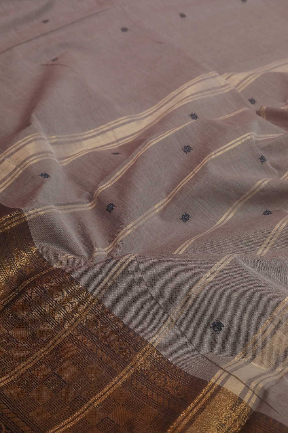 Grey with Zari Border Kanchipuram Cotton saree - Image 3