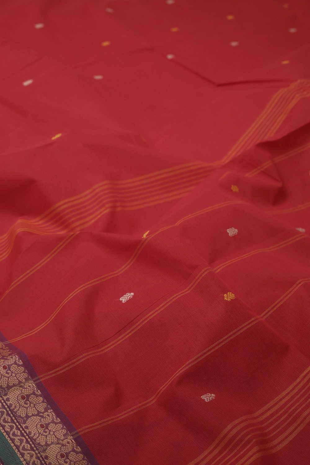 Red with Thread Buttas Kanchipuram Cotton saree - Image 3