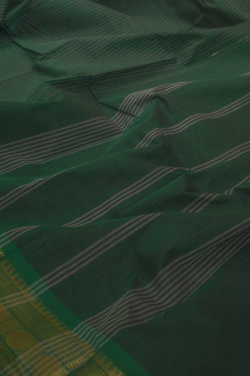 Stripes on Green Kanchipuram Cotton saree - Image 3