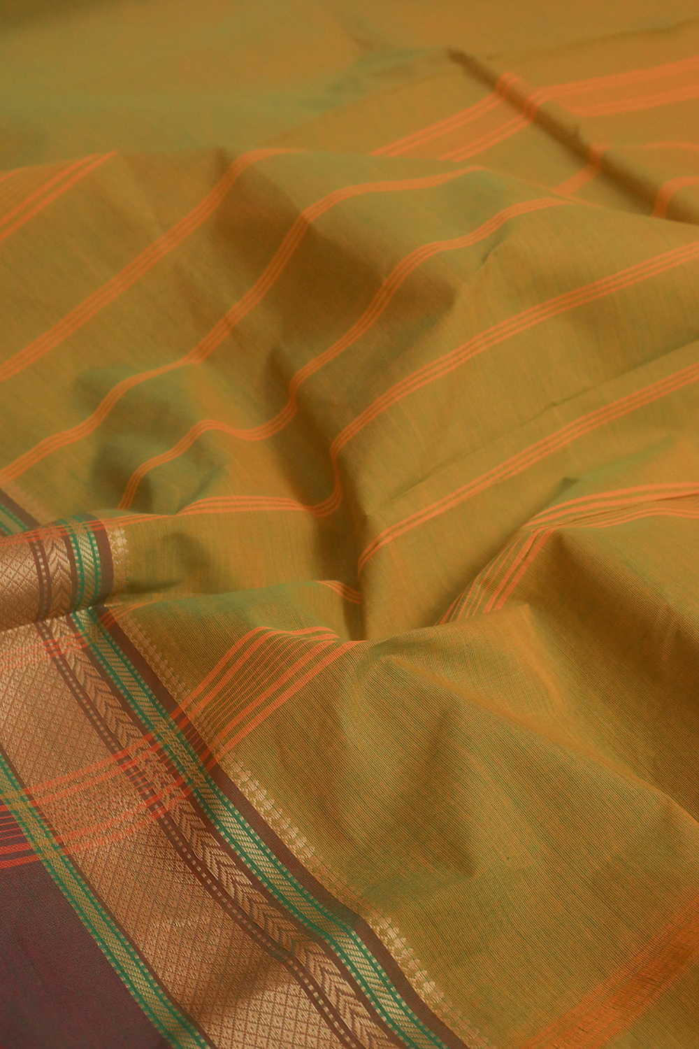 Dual Shaded Green with Yellow Kanchipuram Cotton saree - Image 3