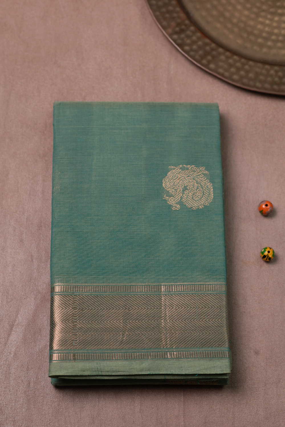 Zari Motifs on Green Kanchipuram Cotton saree