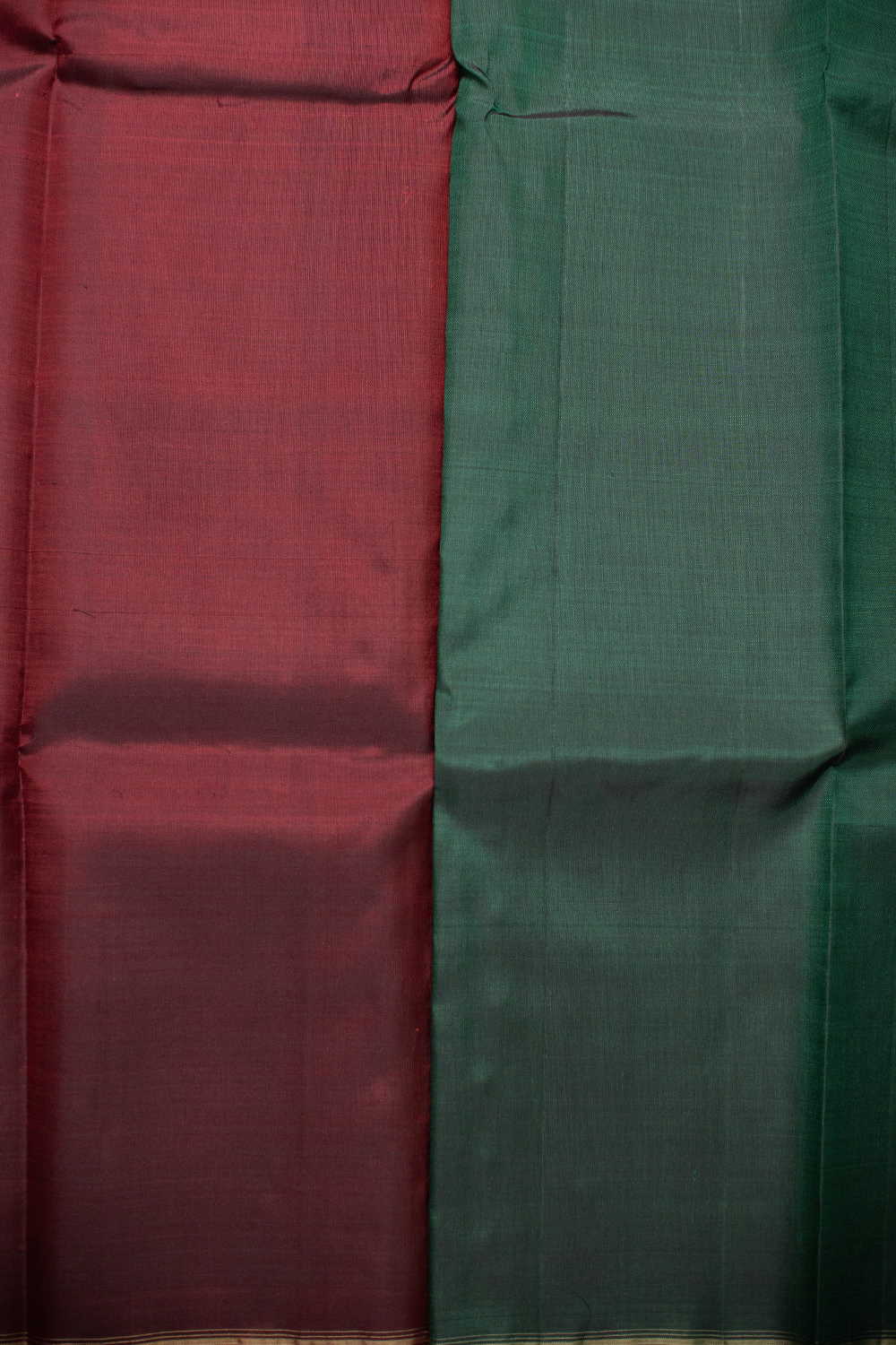 Burgundy Maroon with Green Border Kanchipuram Silk saree - Image 4