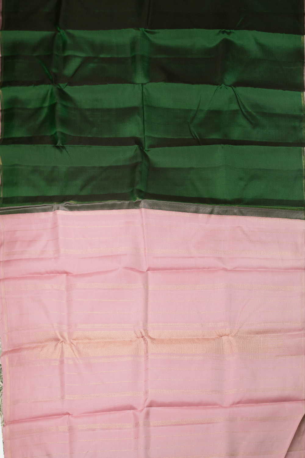 Green with Pink Pallu Kanchipuram Silk saree - Image 2