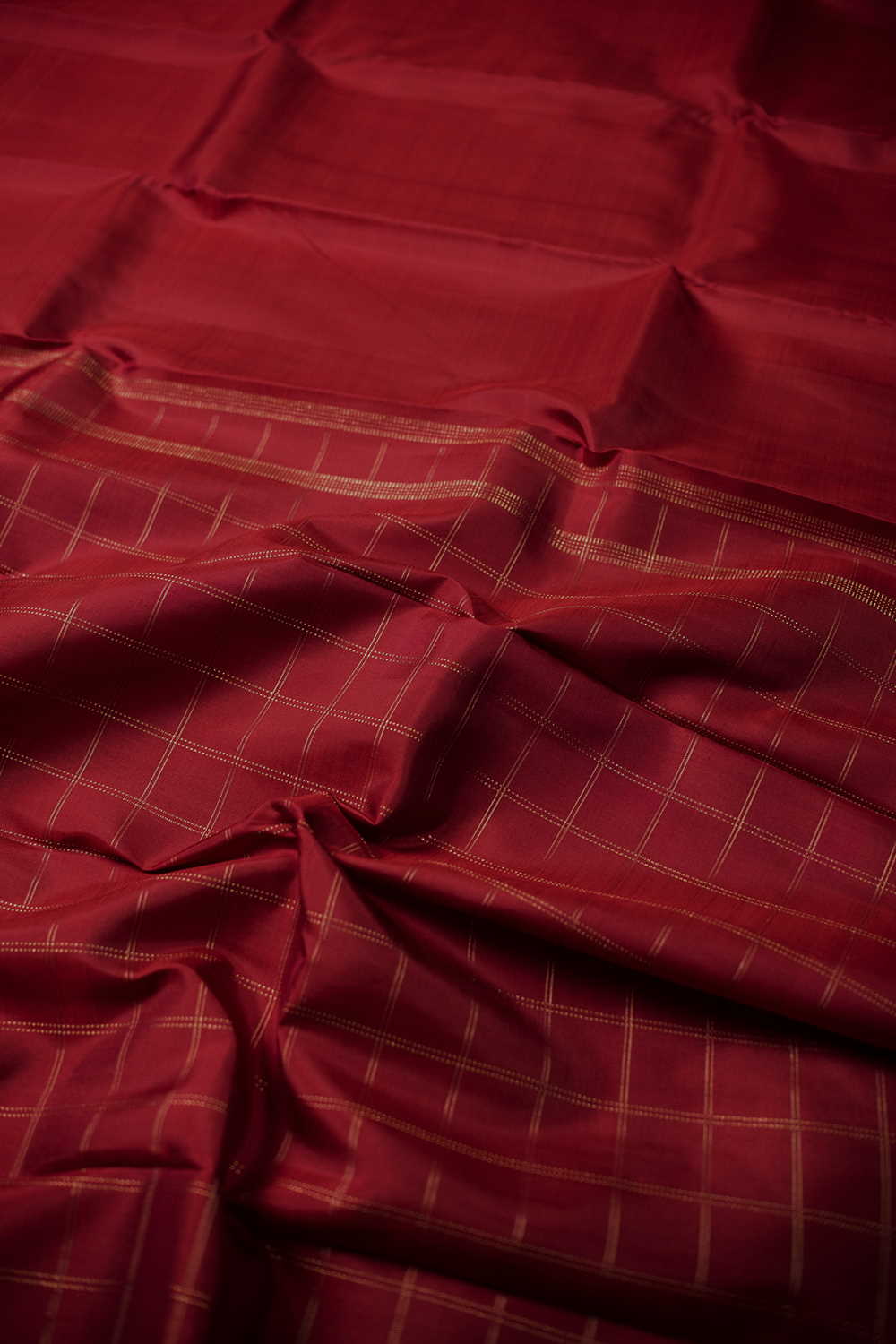 Traditional Dark Red Kanchipuram Silk saree - Image 3