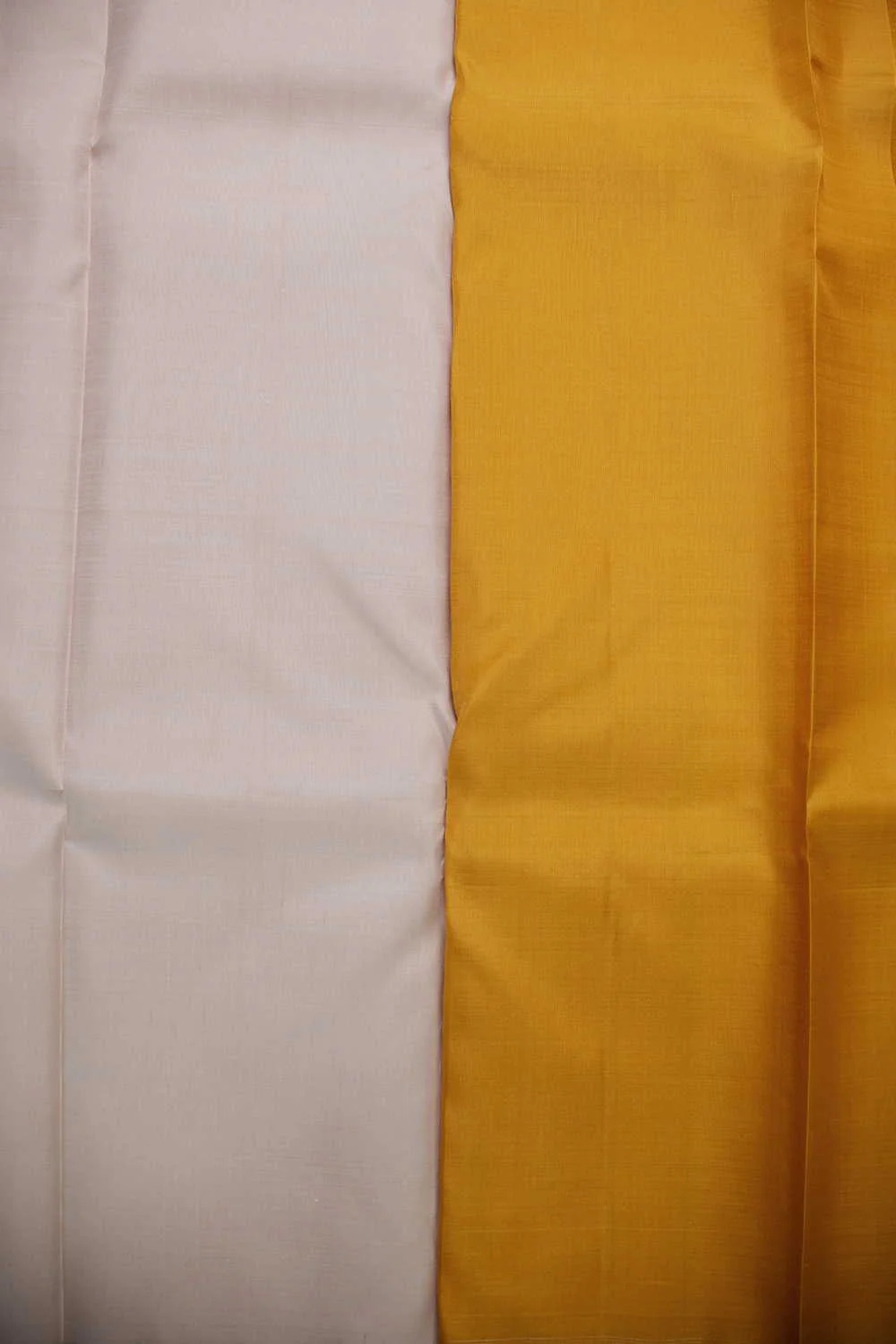 Ivory & Sunshine Yellow Pallu Kanchipuram Silk saree - Image 4