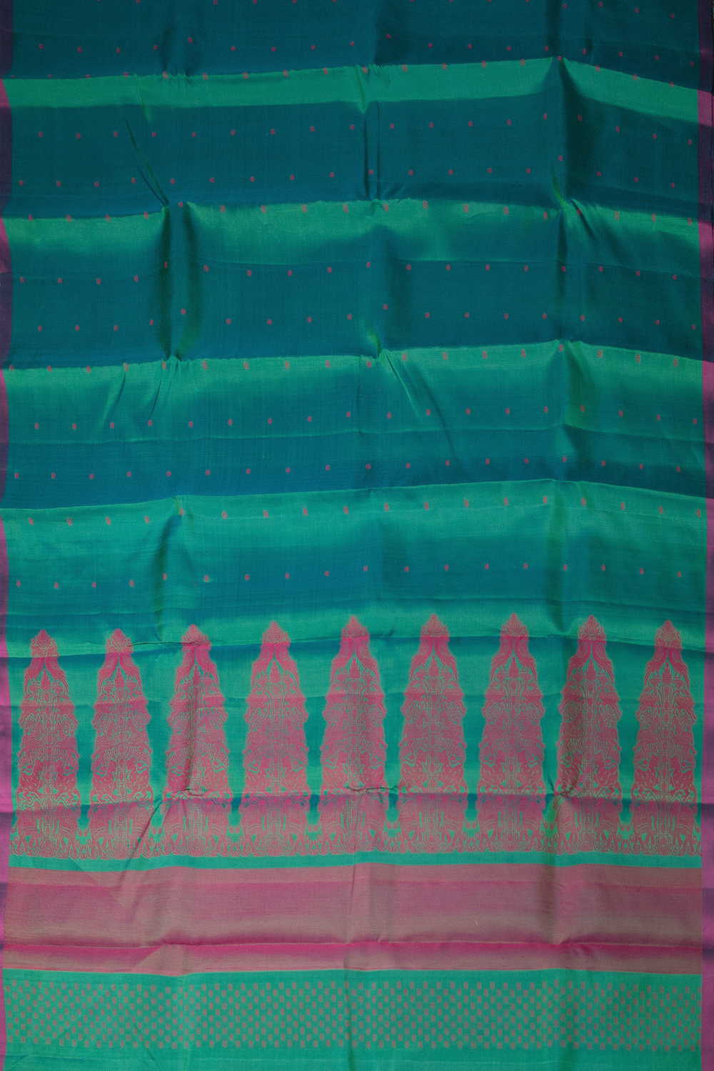 Green with Thread Butta Kanchipuram Silk saree - Image 2