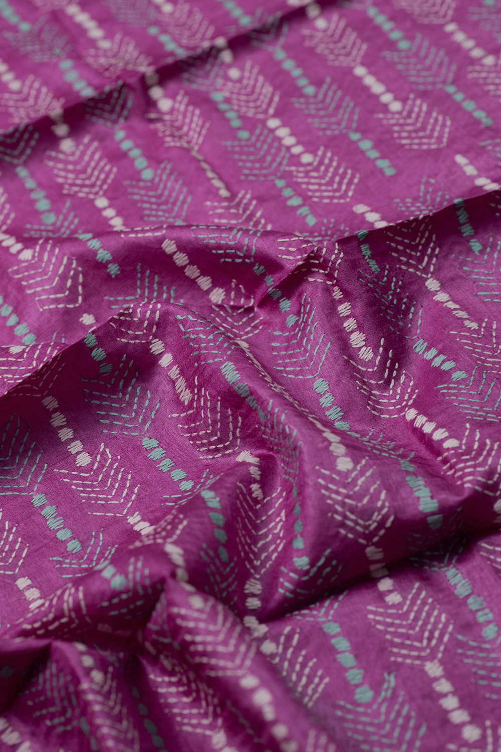 Arrow Motifs on Pink Kantha Silk Blouse - Image 3