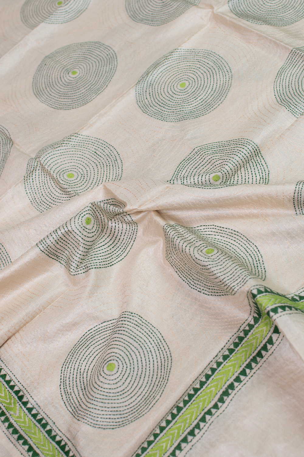 Circle Grove Kantha Silk Dupatta - Image 2
