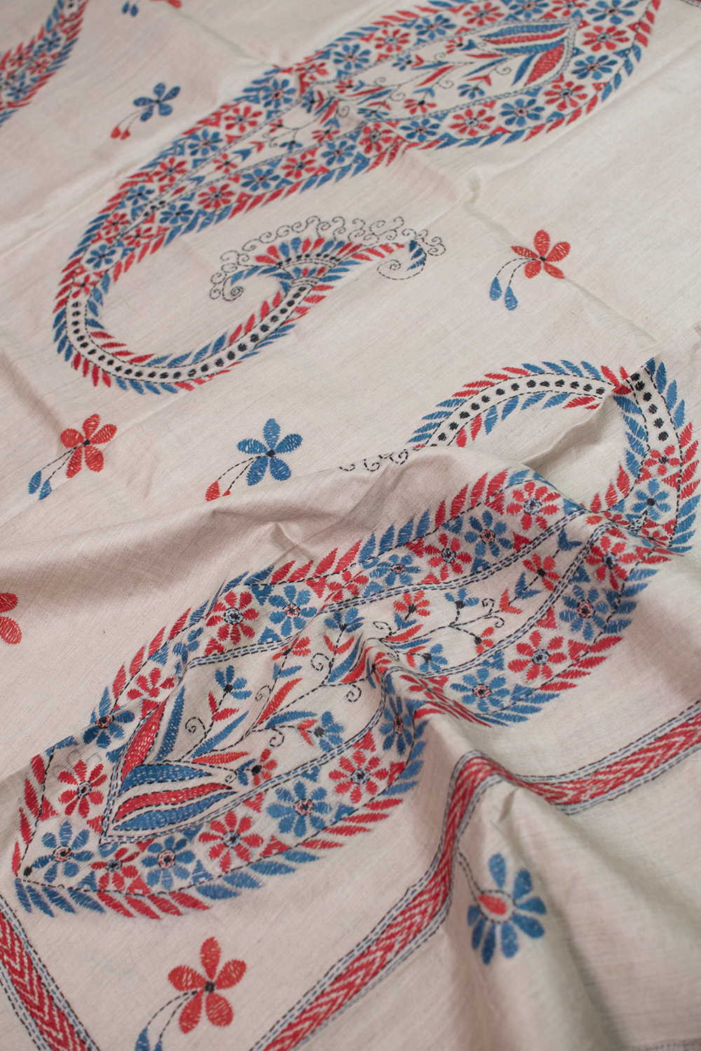 Pailsey Pattern Kantha Silk Dupatta - Image 2