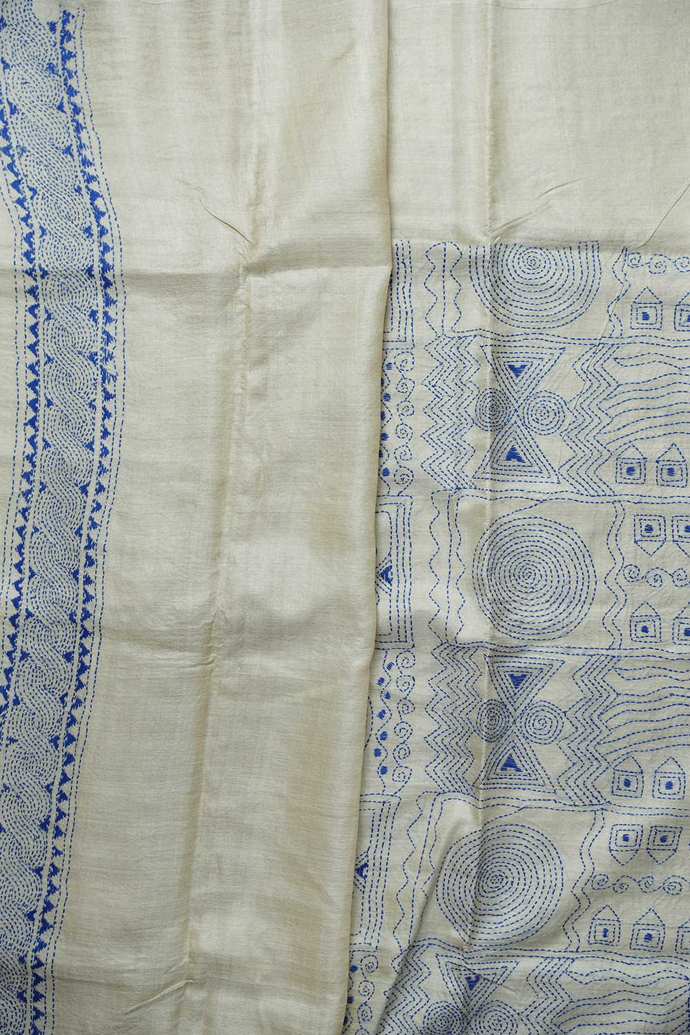 Snow Cream Kantha Silk saree - Image 4