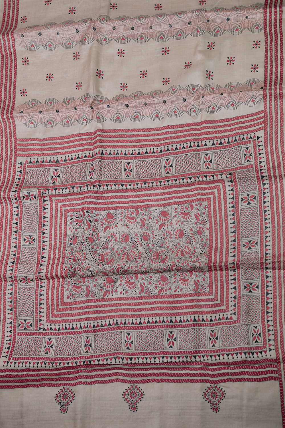 Pleasant Cream Kantha Tussar saree - Image 2