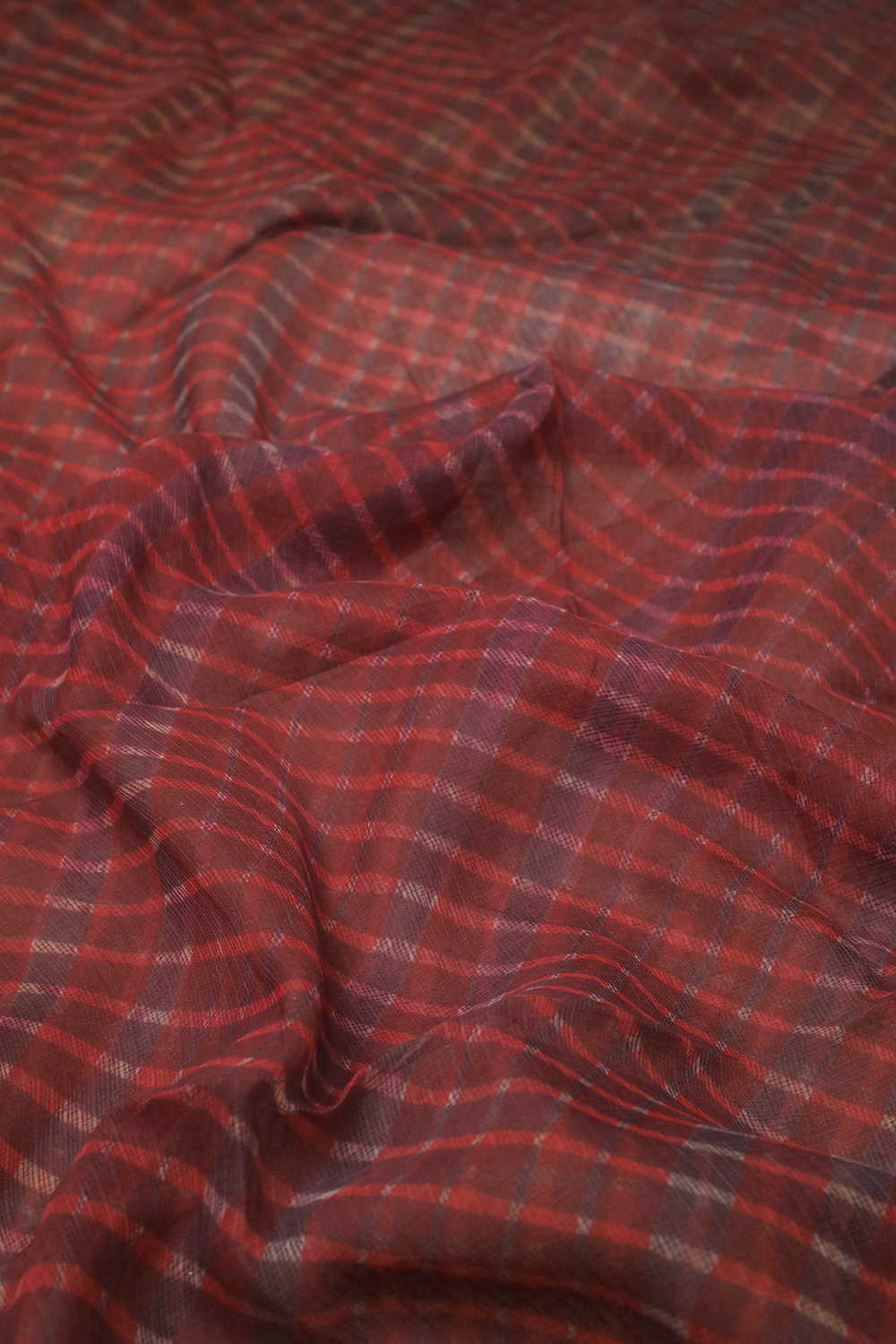Shade of Maroon Leheriya Kota Cotton saree - Image 2