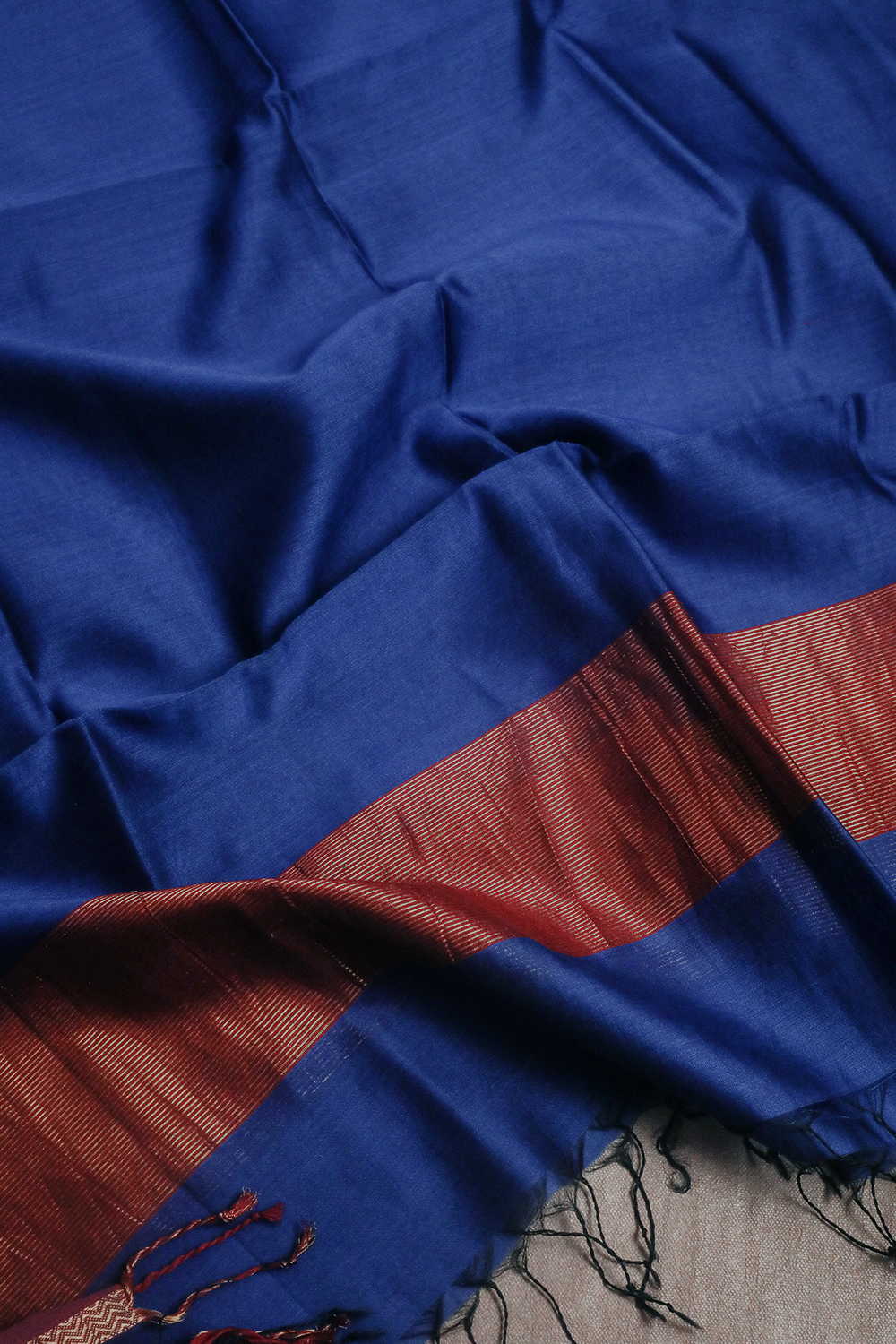 Pleasant Blue Maheshwari Silk Cotton Dupatta - Image 4