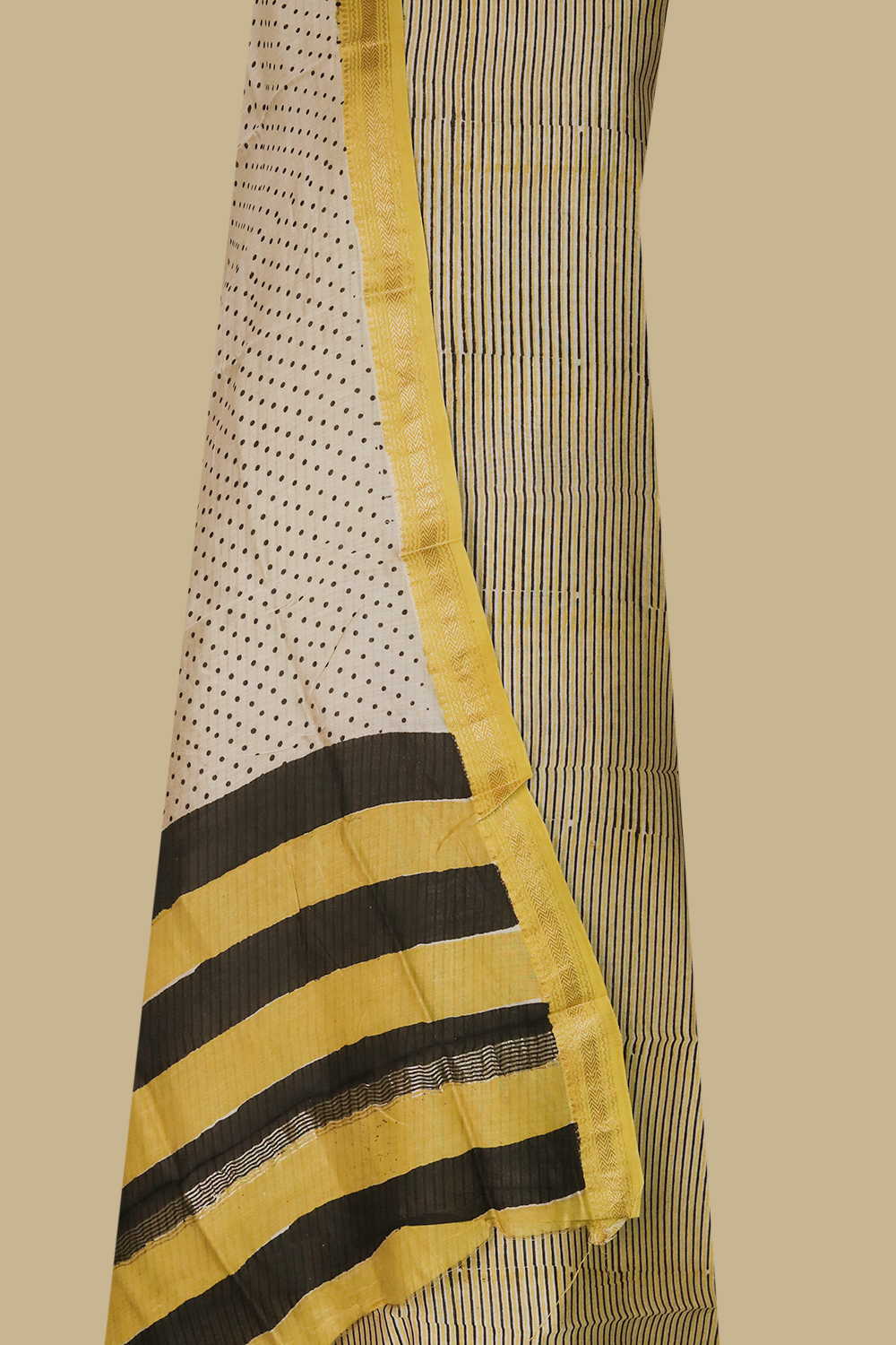 Stripes on Mild Yellow Maheshwari Silk Cotton Suit - Image 2