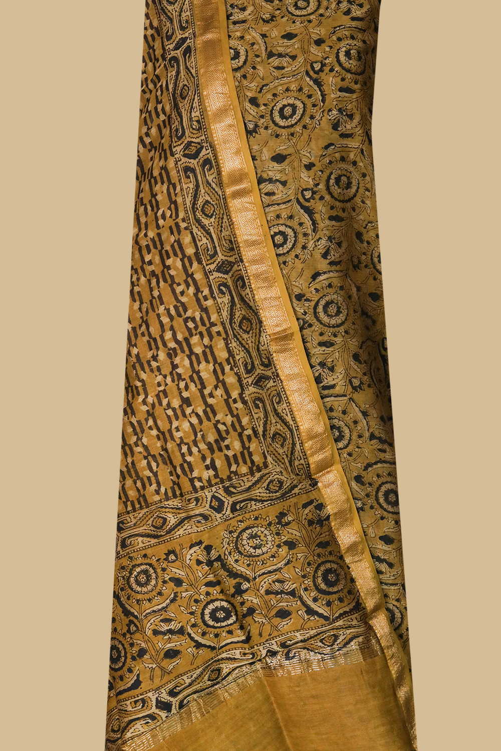 Floral Pattern Maheshwari Silk Cotton Suit - Image 2