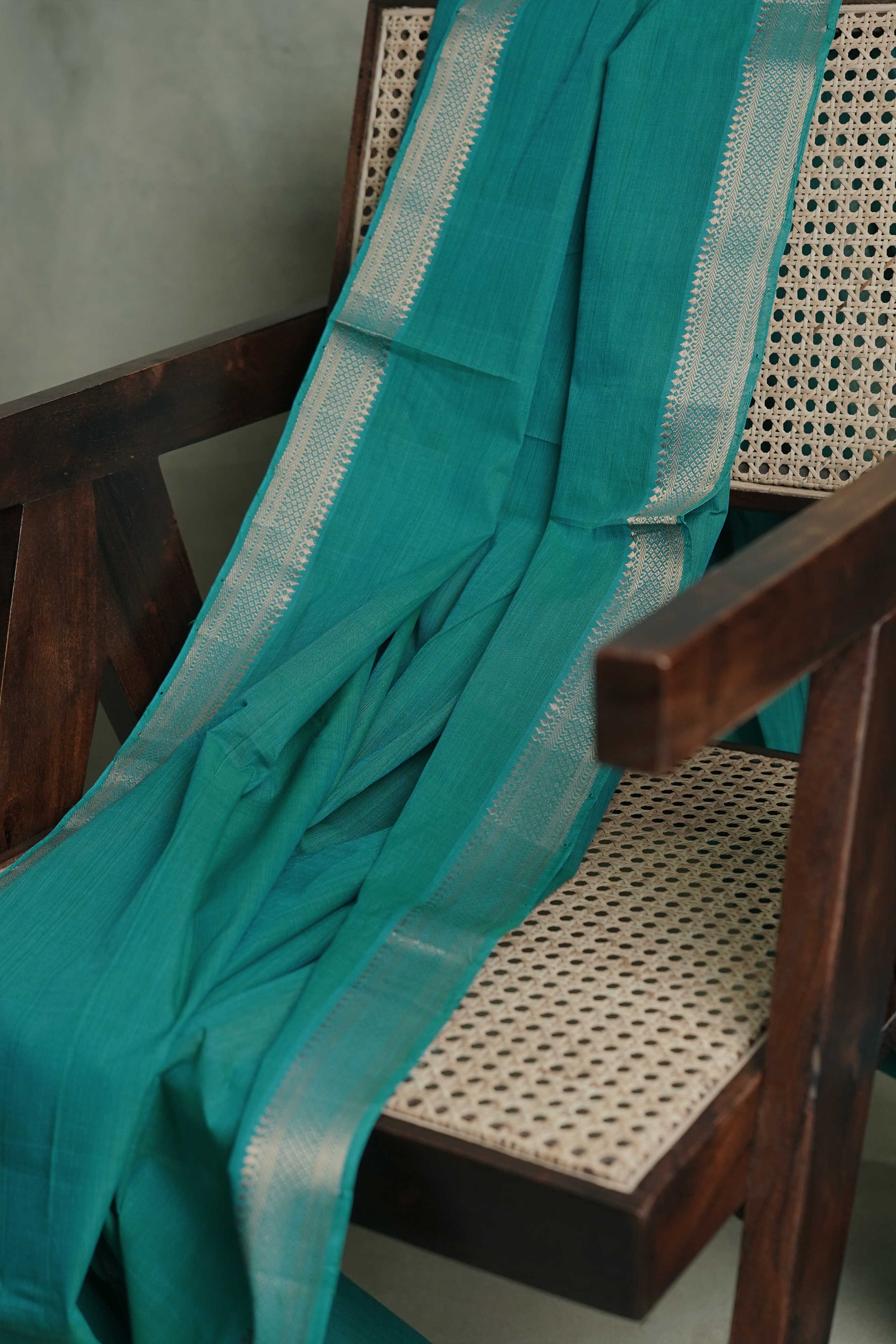 Border on Green Mangalagiri Cotton Fabric - Image 2