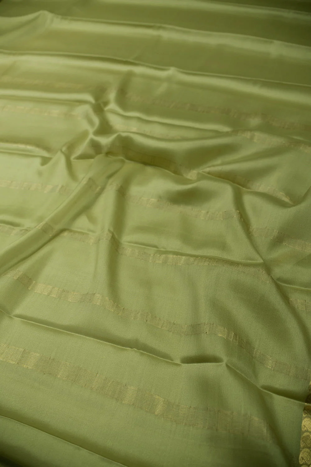Plain Green Mysore Pure Silk saree - Image 3