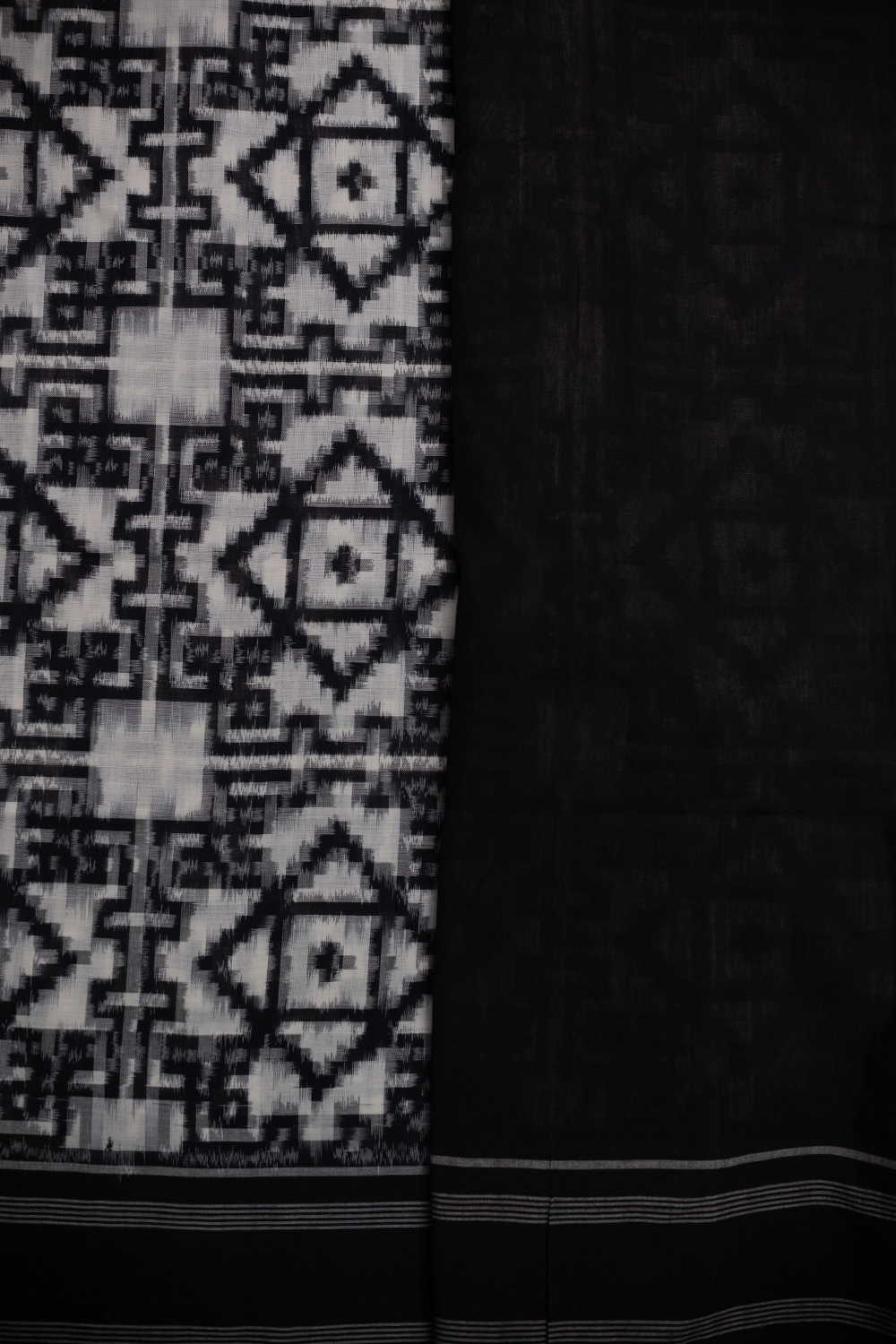 Midnight Mosaic Telia Rumal Cotton Saree - Image 4