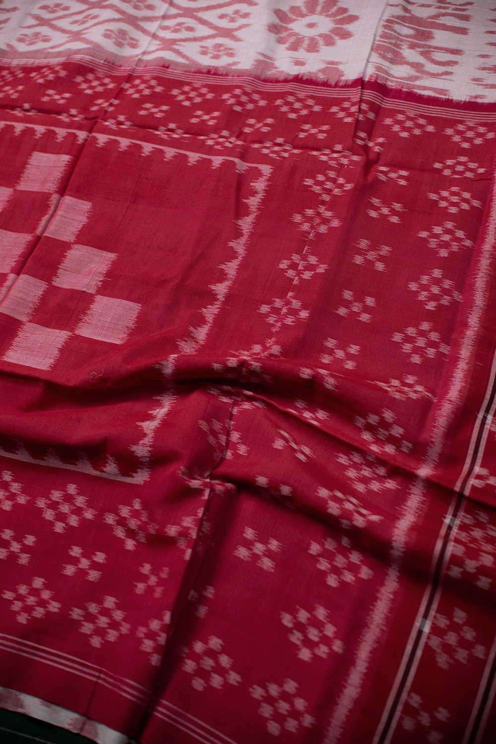 Red Motifs on Cream Orissa Ikat Cotton saree - Image 3