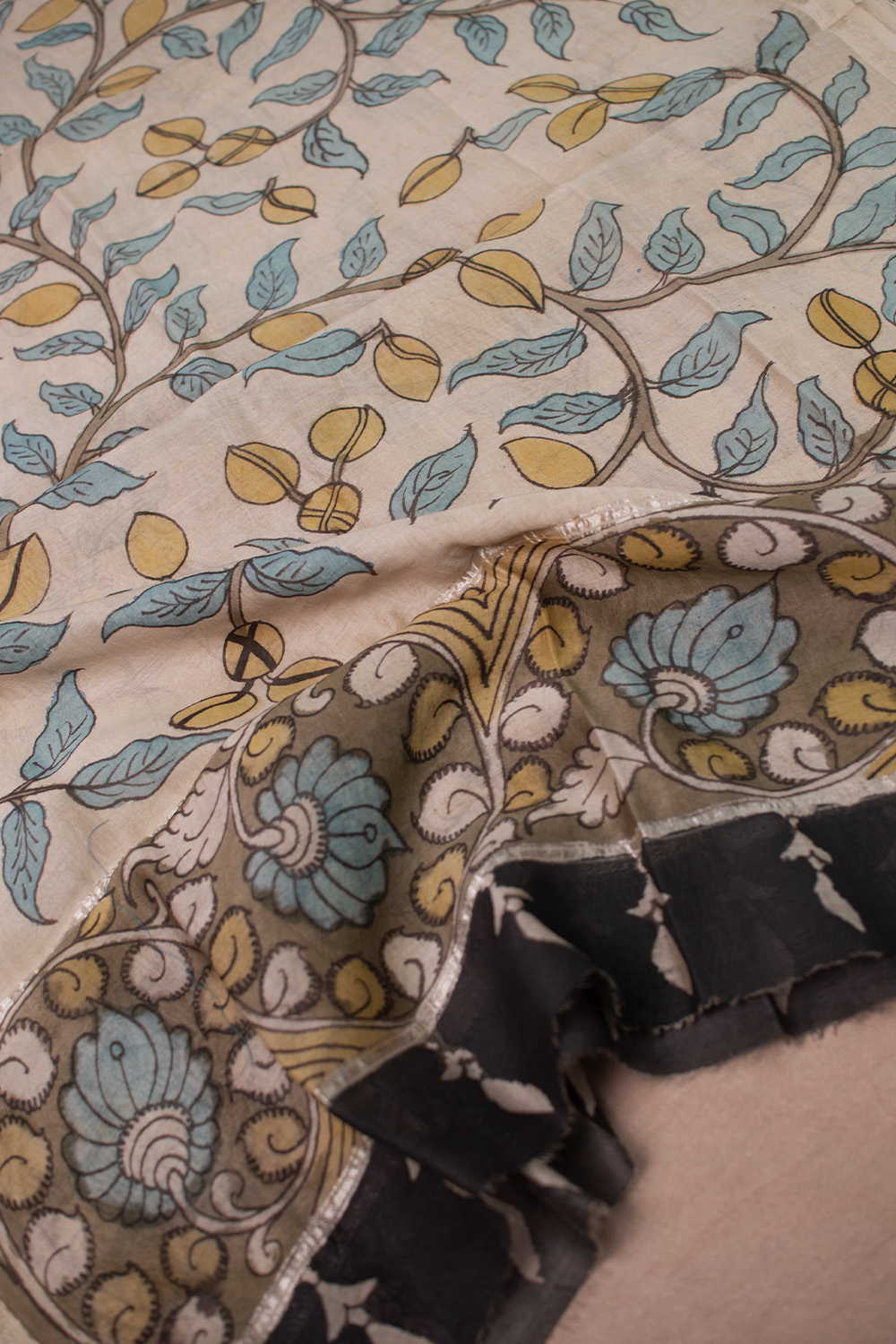 Leafy Veins - Painted kalamkari Silk Cotton Dupatta - Image 2