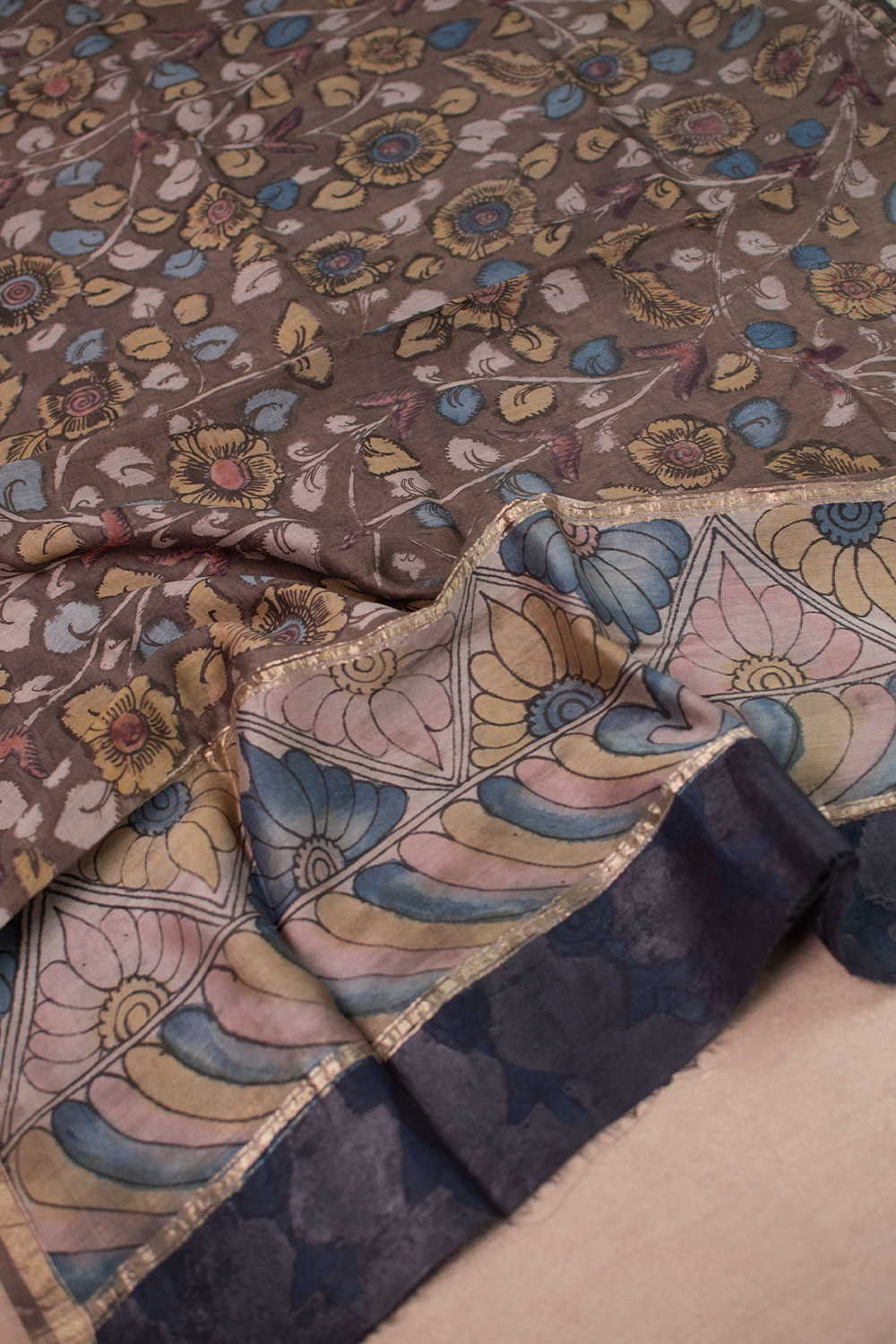 Floral Rhythm - Painted kalamkari Silk Cotton Dupatta - Image 2