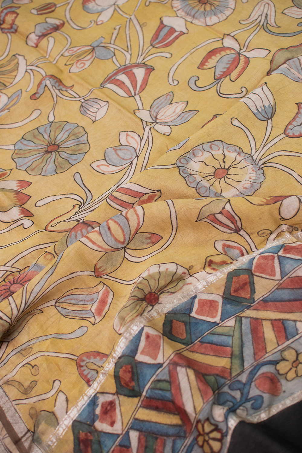 Blooming Scroll Painted kalamkari Silk Cotton Dupatta - Image 2