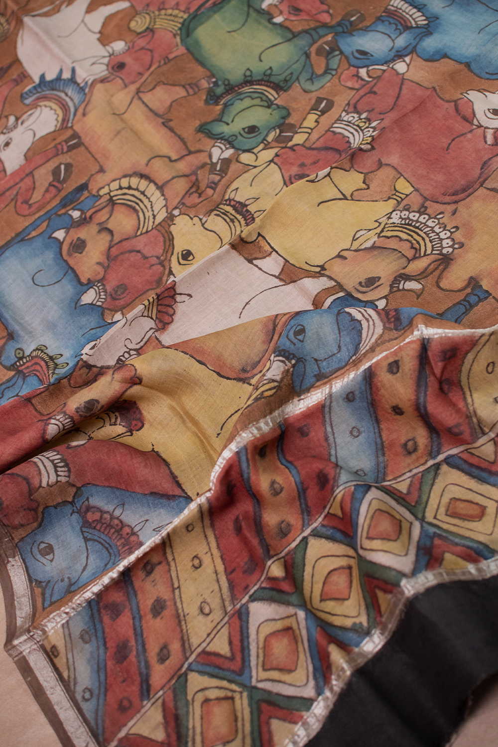 Village Cattles - Painted kalamkari Silk Cotton Dupatta - Image 2