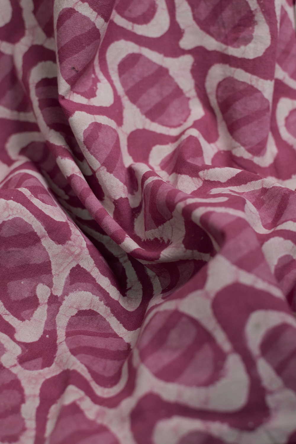 Patterned on Pink Dabu Cotton Fabric-1.35 m - Image 2