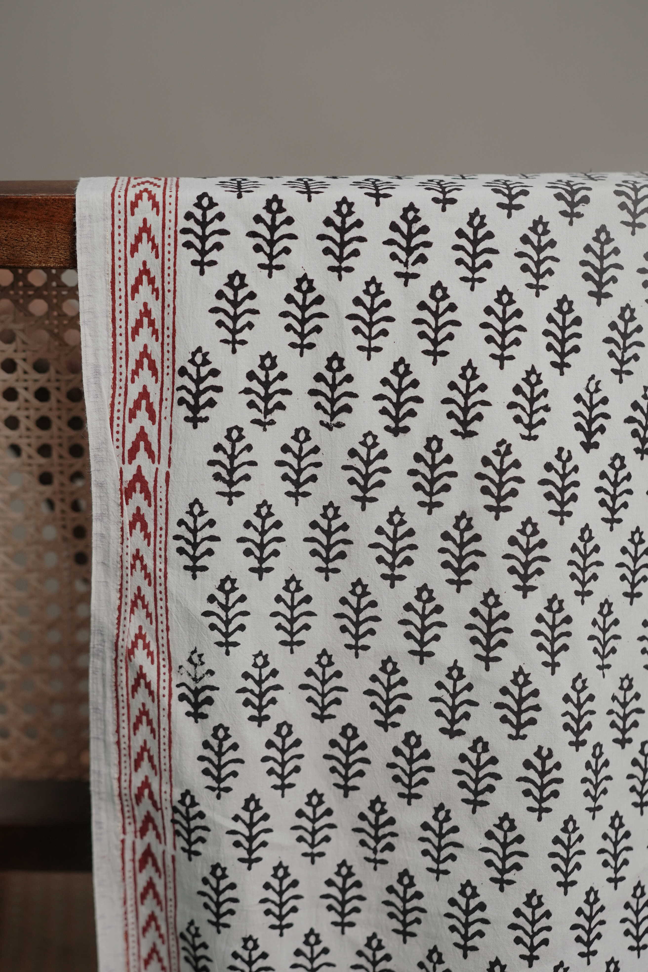 Cream with Black Florets Bagh Cotton Fabric - 0.55m - Image 3