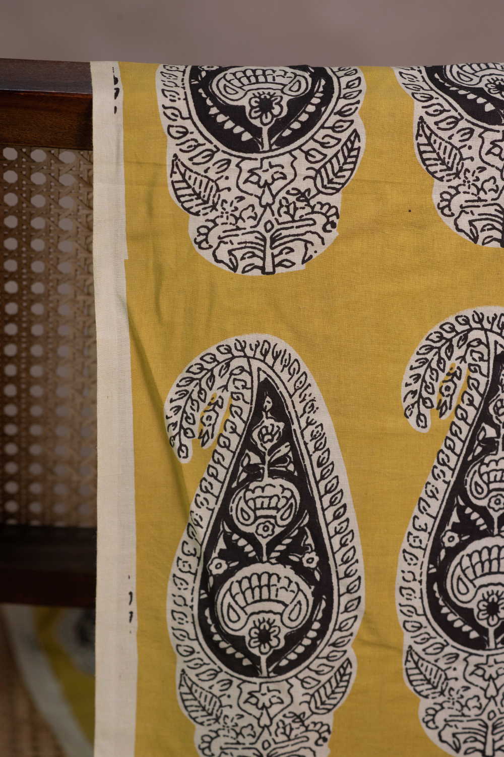 Pailsy Butta Bagru Cotton Fabric - 1m
