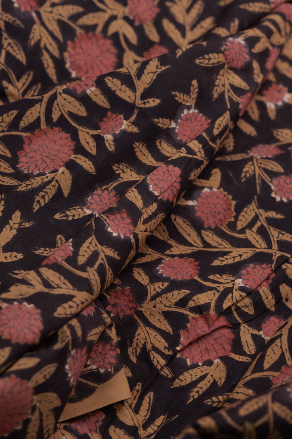 Ditzy Floral Dabu Cotton Fabric - 0.65m - Image 3