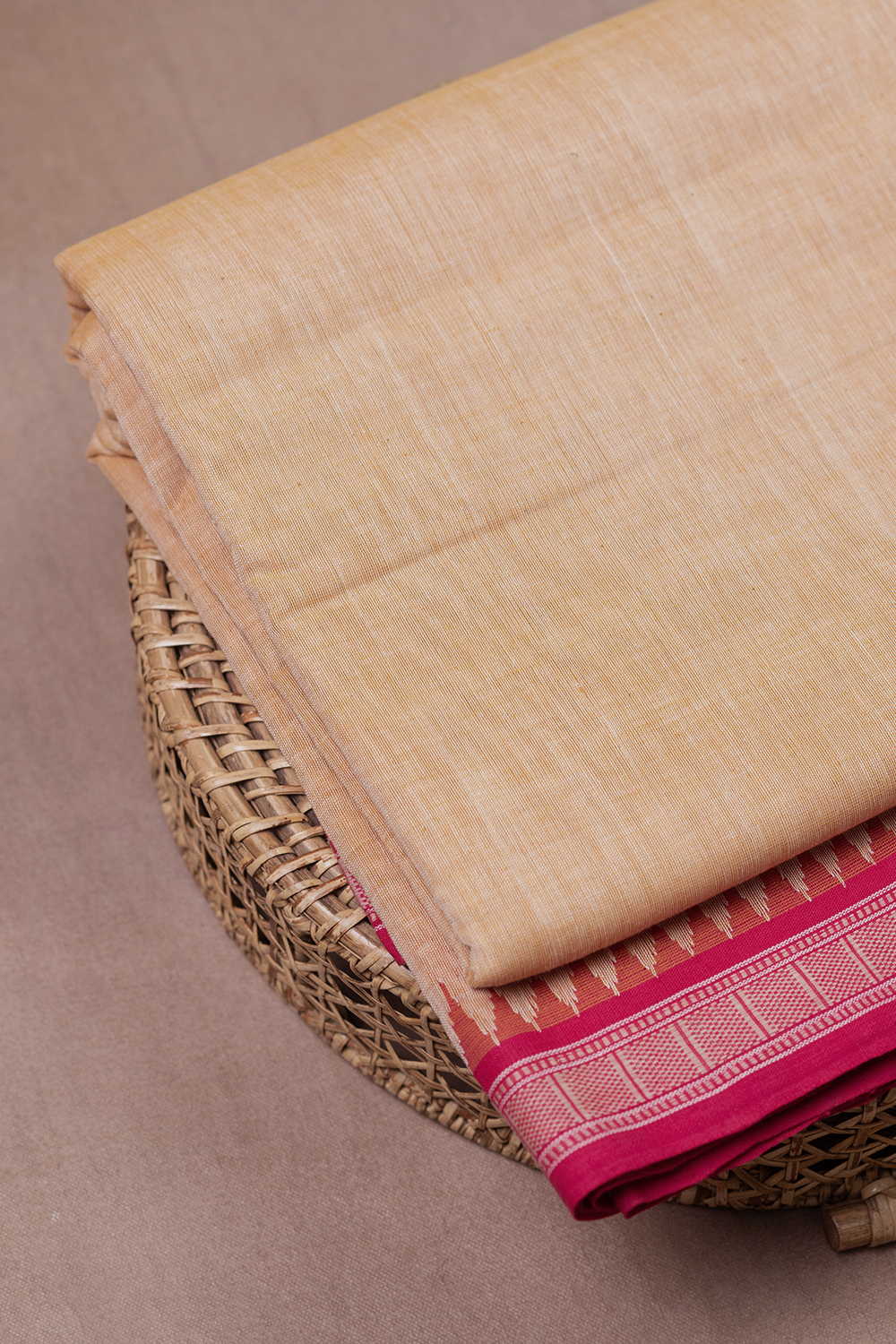 Baby Beige Kuppadam Border Handspun Fabric - 2.1m - Image 2