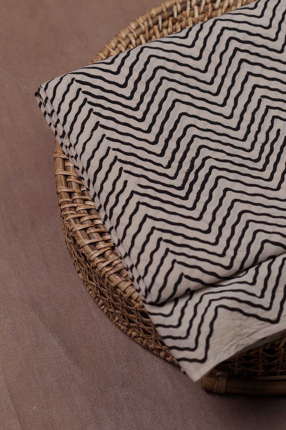 Chevron on Cream Ajrak Cotton Fabric - 0.9m - Image 3