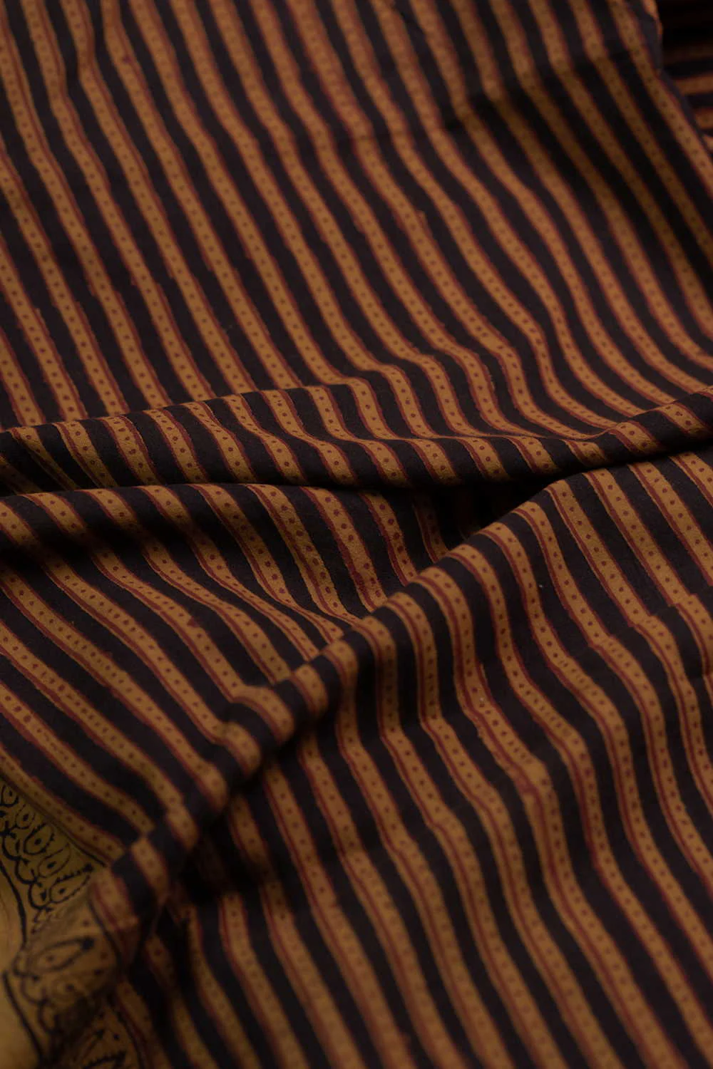 Stripe Pattern Bagh Cotton Fabric - 1.7m - Image 2