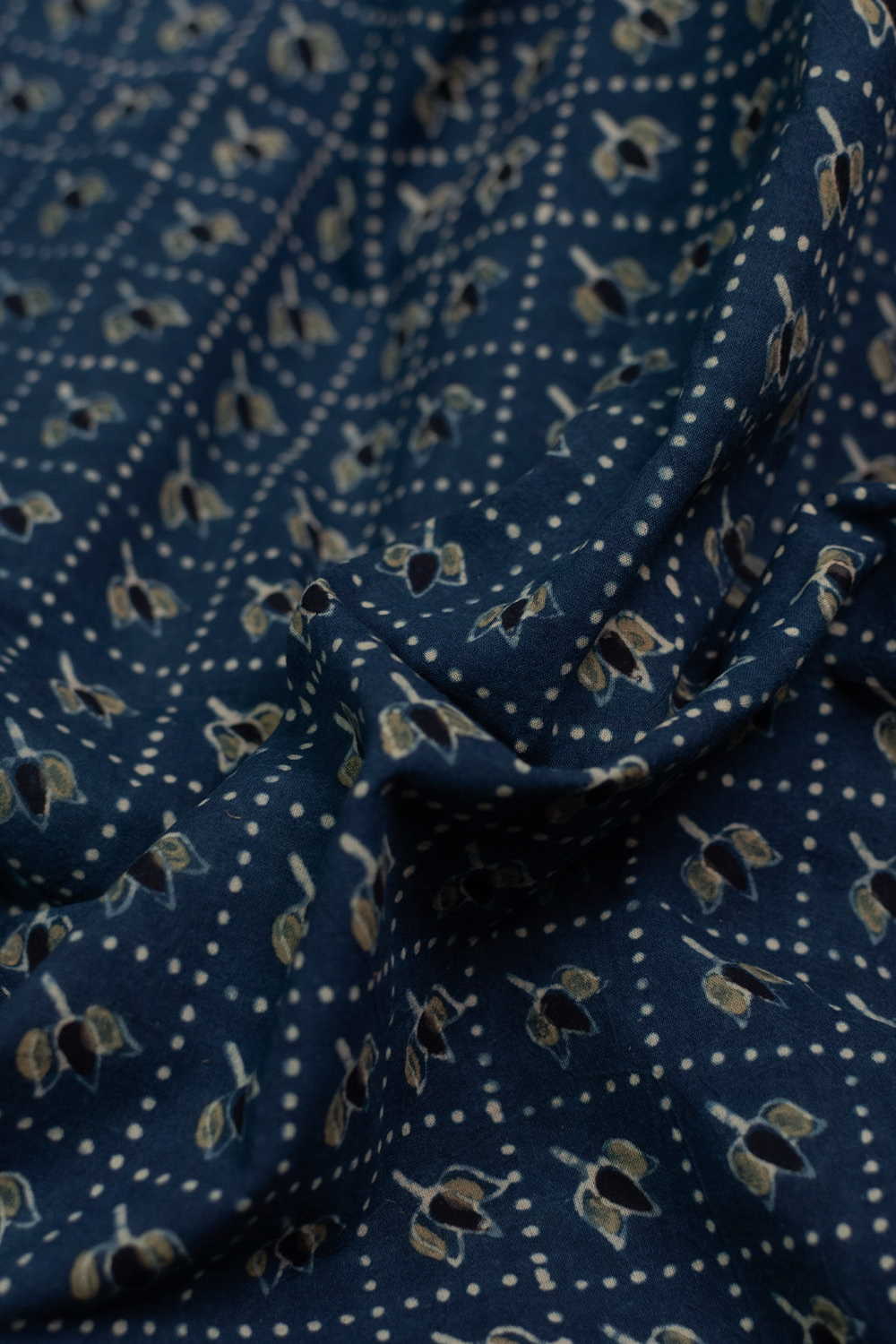 Indigo Garden Ajrak Cotton Fabric - 0.5m - Image 2