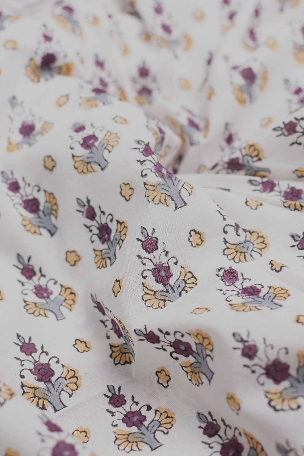 Mini Bloom Sanganeri Cotton Fabric - 1.3m - Image 2