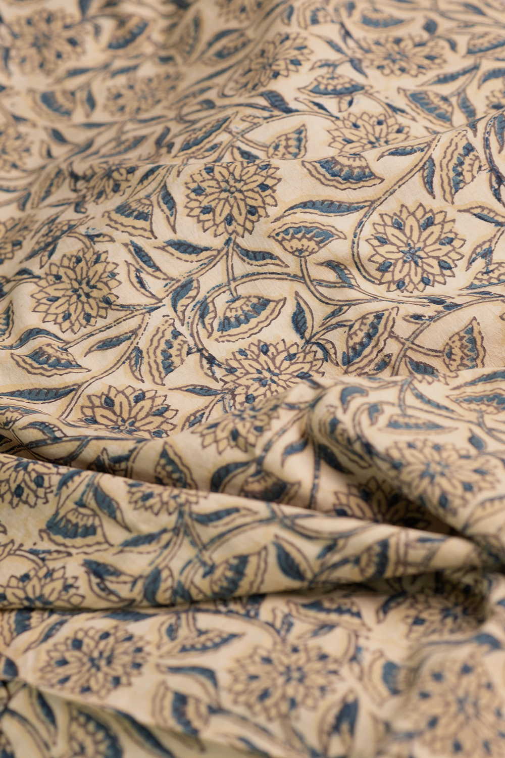 Leafy Garden Ajrak Cotton Fabric - 0.5m - Image 3