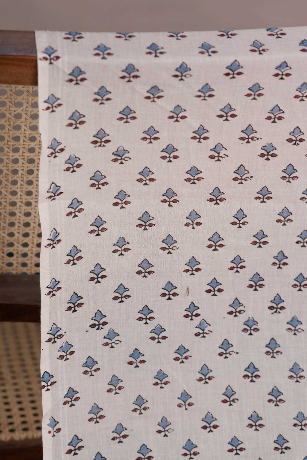 Snow Cream Ajrak Mul Cotton Fabric - 0.5m - Image 2