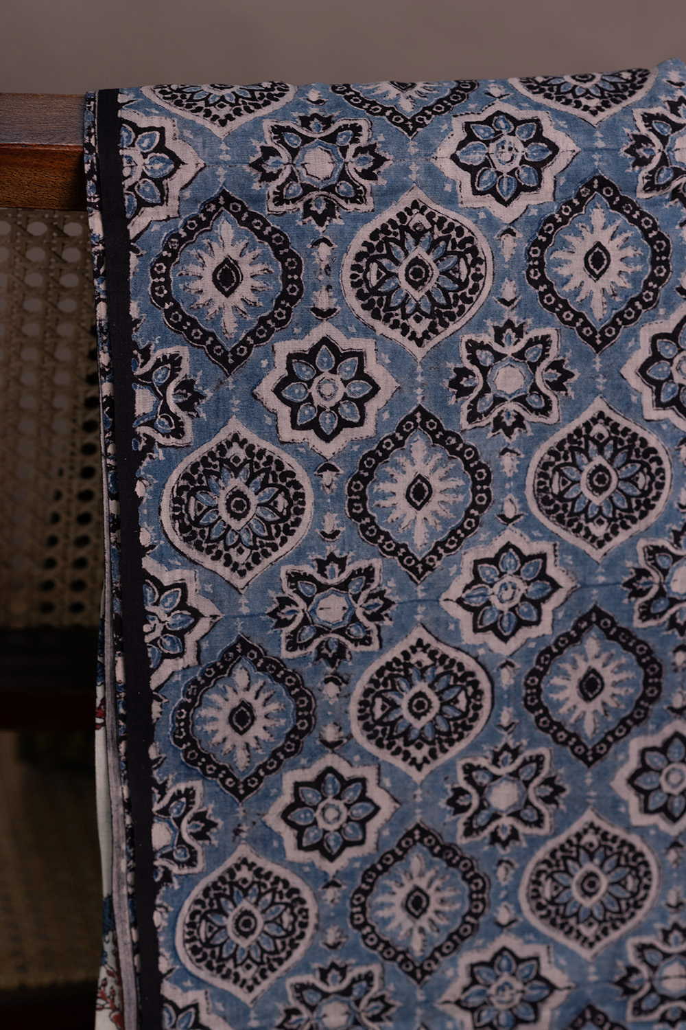 Motifs Pattern Ajrak Mul Cotton Fabric - 1m - Image 2