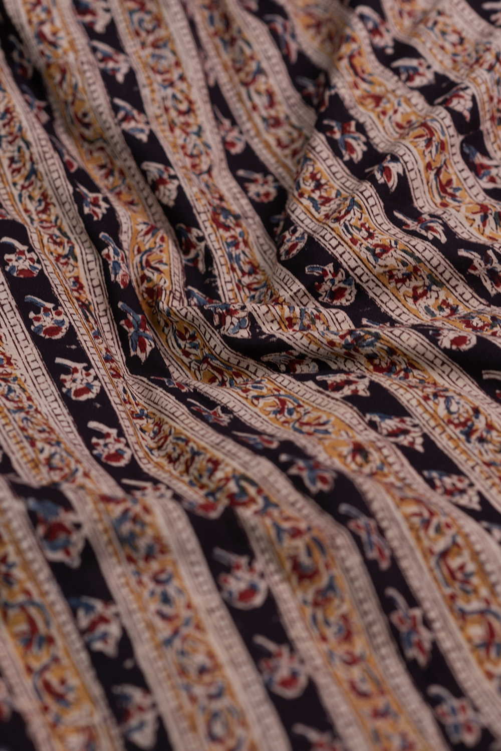 Stripe Pattern Printed kalamkari Cotton Fabric - 0.65m - Image 3