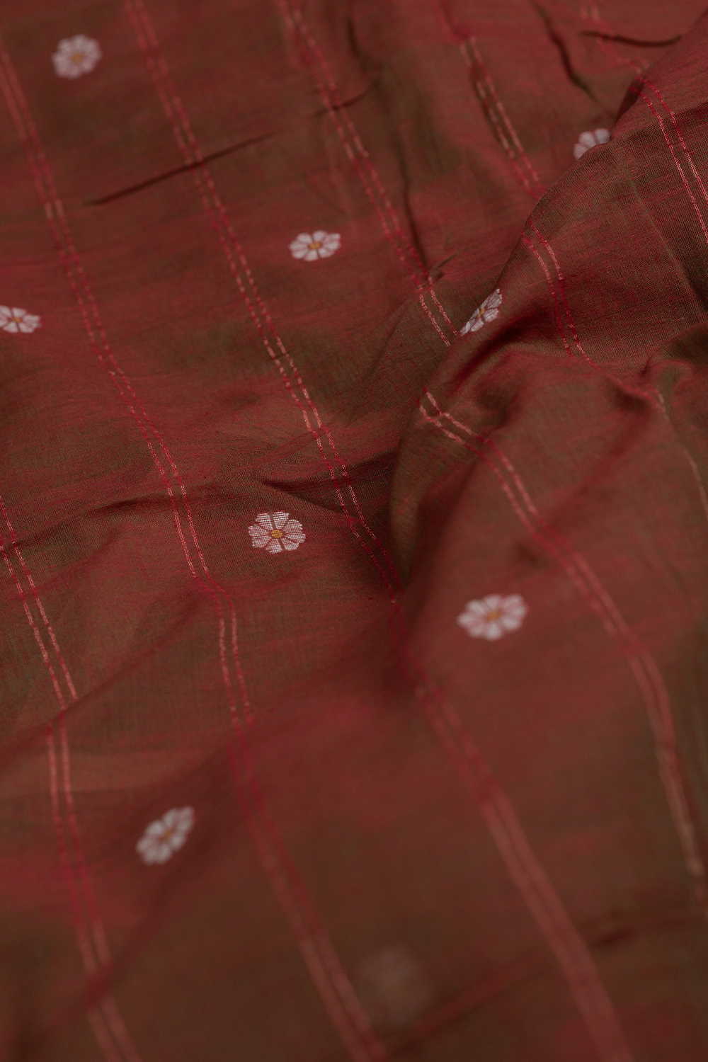 Dual Shaded Orange Jamdani Cotton Fabric - 1m - Image 3