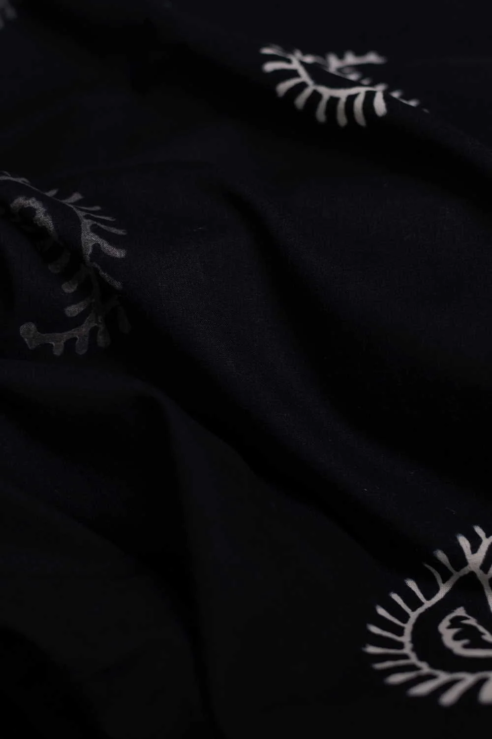 Black with Paisley Motifs Sanganeri Cotton Fabric - 1m - Image 3