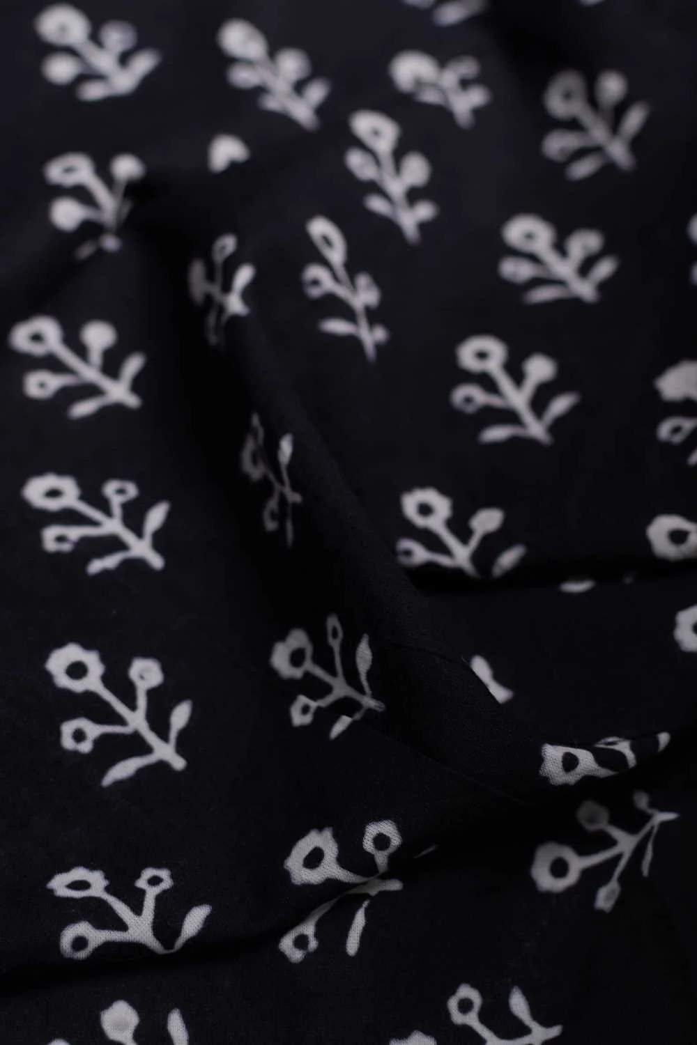 Black with Florets Bagru Cotton Fabric - 1m - Image 3