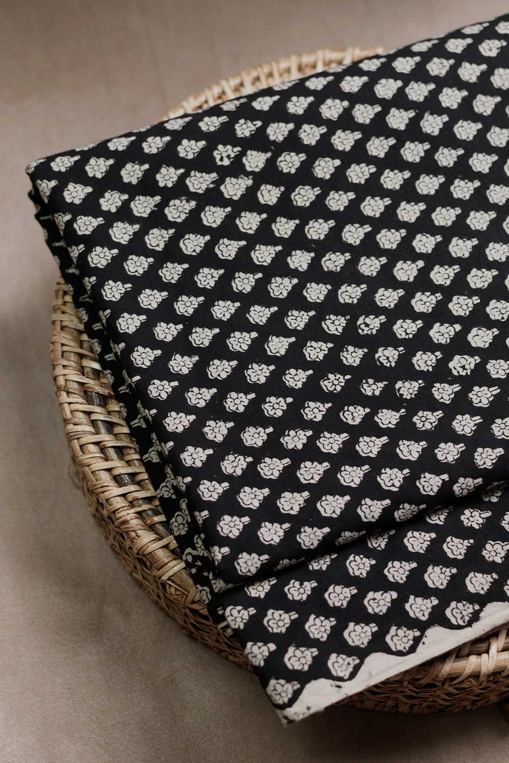 Black with Tiny Motifs Bagru Cotton Fabric - 1.6m - Image 2