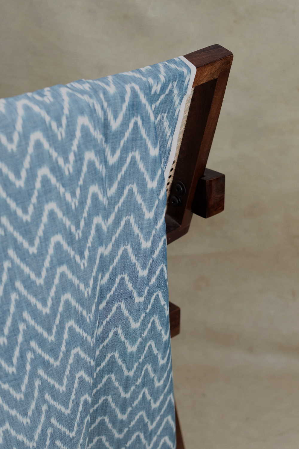 Creamy Grey Ikat Cotton Fabric - 2m - Image 3