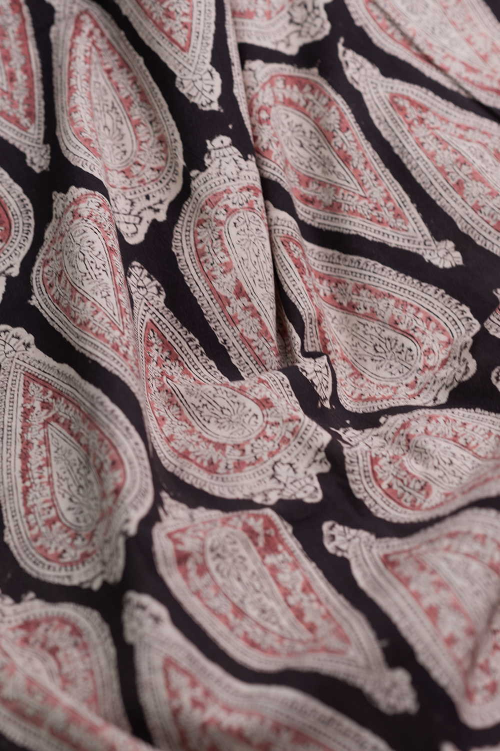 Big Butta Printed kalamkari Cotton Fabric - Image 3