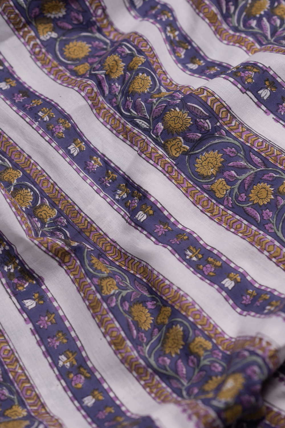 Endless Florals Sanganeri Cotton Fabric - Image 3